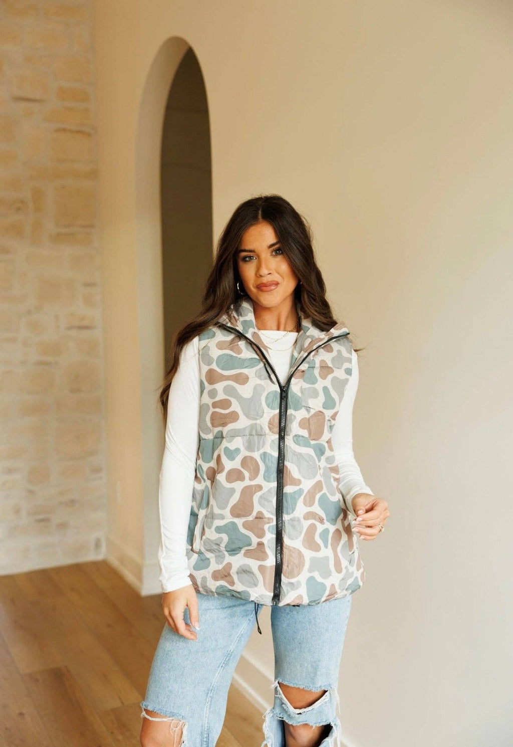 Camo Vest: Large/X-Large