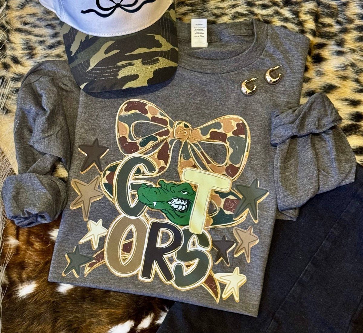 Gators Camo Bow Tee Heather Charcoal Tee
