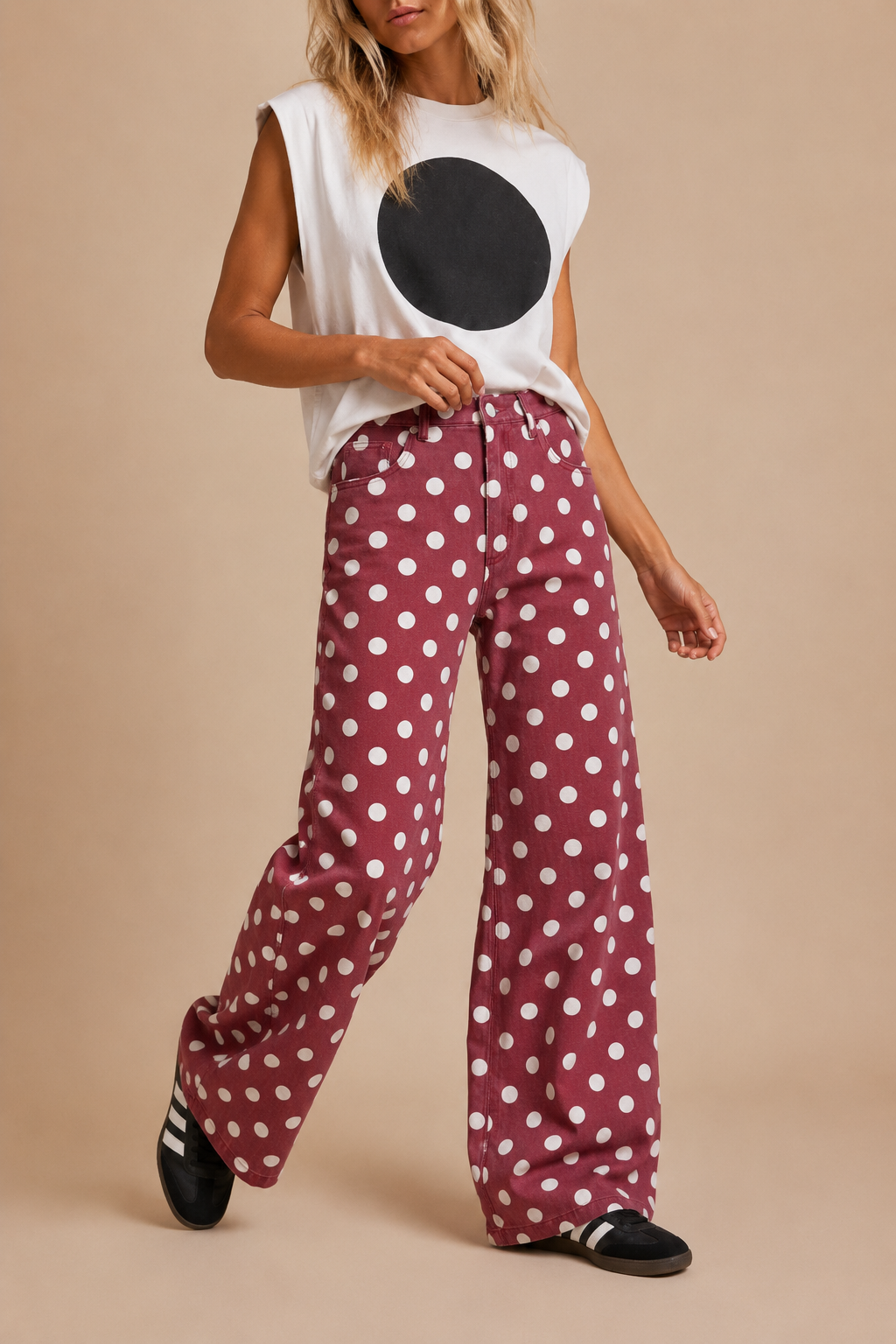 POLKDADOT DENIM RELAXED FIT JEANS: Burgundy