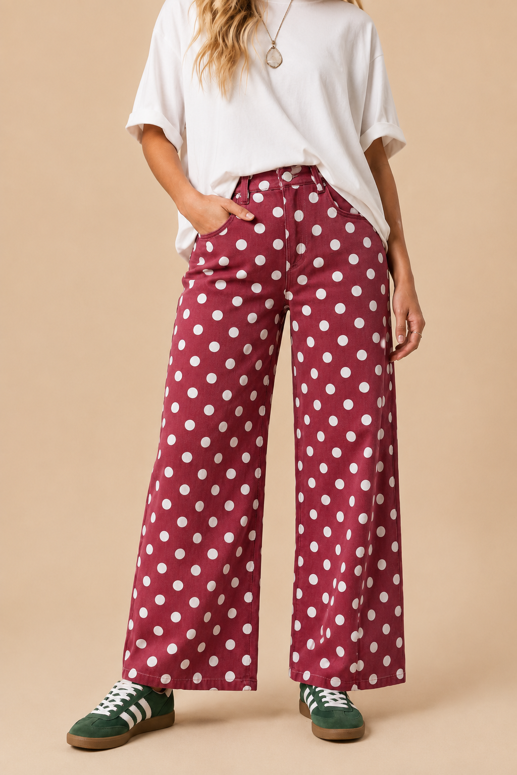 POLKDADOT DENIM RELAXED FIT JEANS: Burgundy